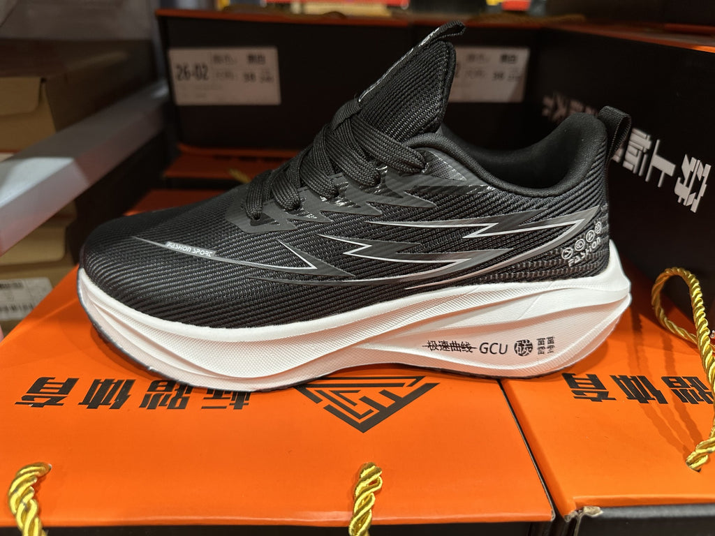 Quality Lightweight Cushioned Men runners sizes 36-44