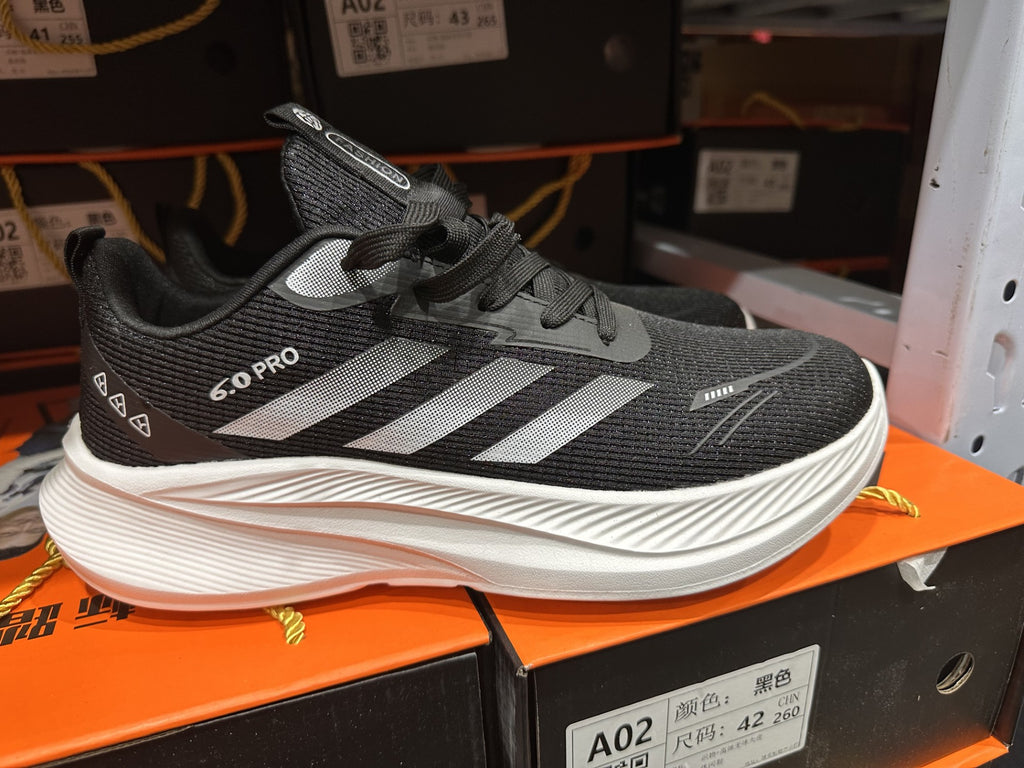 Quality Lightweight Cushioned Men runners sizes 36-44